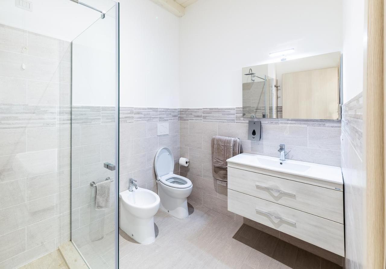 La Promenade Rooms & Suites Ольбія Екстер'єр фото